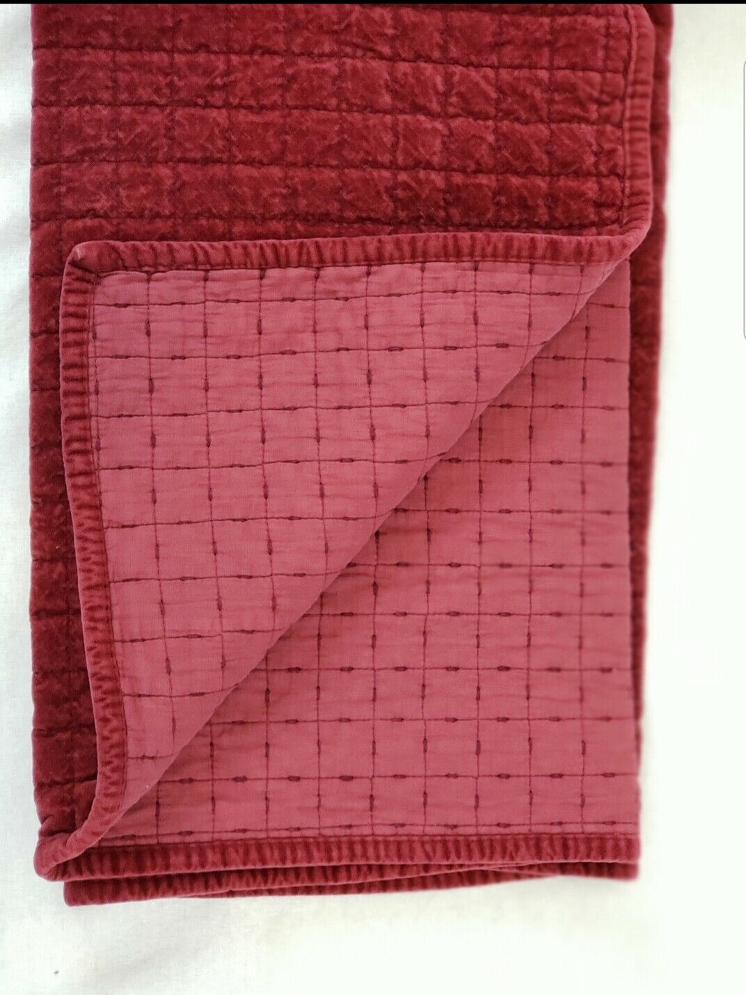 THRESHOLD 50"x60" QUILTED VELVET BLANKET-BERRY(4PCS)